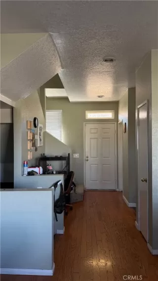 Photo #6: SW26184732 Listing 