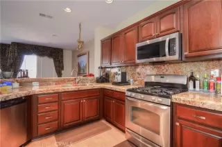 Photo #1: TR23069343 Listing 