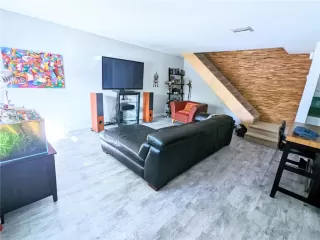 Photo #3: TR23158525 Listing