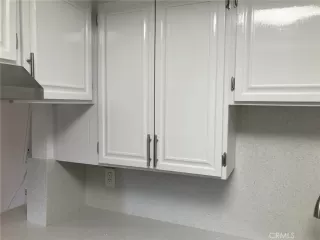 Photo #5: TR24016228 Listing