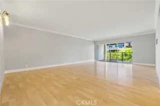 Photo #4: TR24186461 Listing 