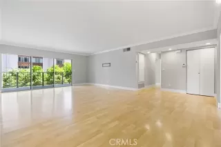 Photo #5: TR24186461 Listing 