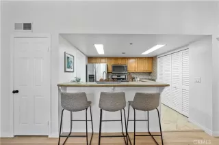 Photo #4: TR24231659 Listing 