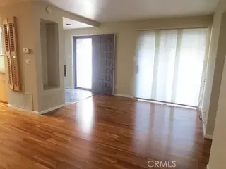 Photo #2: TR24247262 Listing