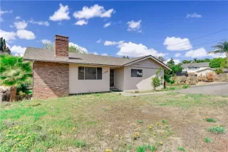 Photo #1: TR25075795 Listing