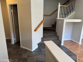 Photo #2: TR25171391 Listing 