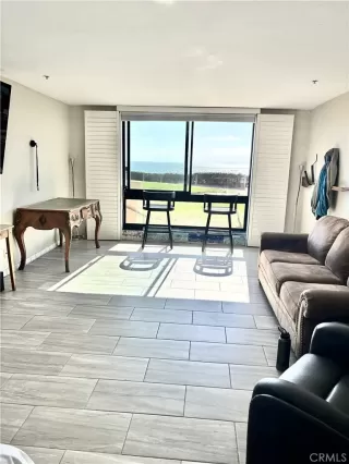 Photo #2: TR25181455 Listing 