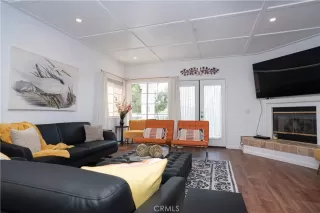 Photo #5: TR26016836 Listing