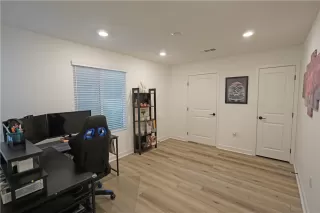 Photo #3: TR26035780 Listing 