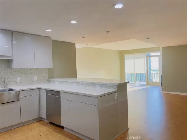 MLS: TR26044910 Condo For Sale