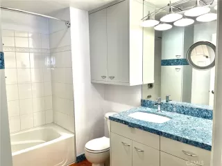 Photo #6: TR26044910 Listing 