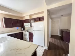 Photo #3: TR26060589 Listing