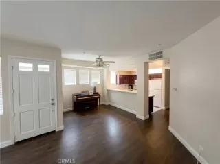 Photo #4: TR26060589 Listing