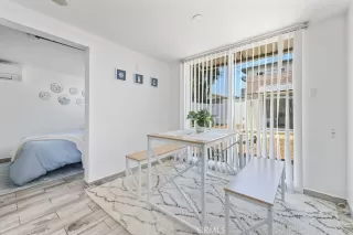 Photo #4: TR26076439 Listing 