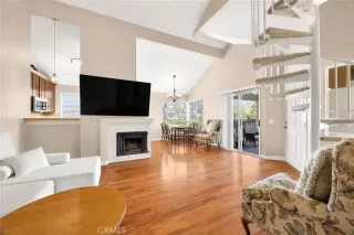 Photo #1: TR26114927 Listing 