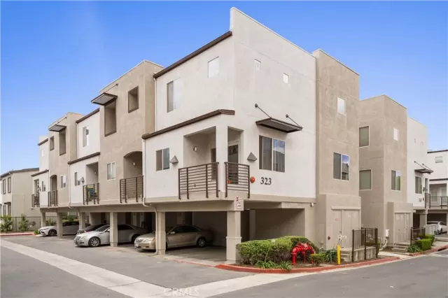 MLS: TR26118075 Condo For Sale