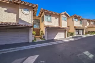 Photo #3: TR26129371 Listing