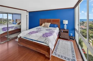 Photo #3: TR26144105 Listing