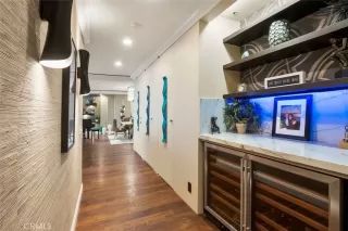 Photo #3: TR26150538 Listing