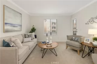 Photo #2: WS22251878 Listing