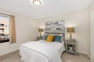 Photo #6: WS22251878 Listing