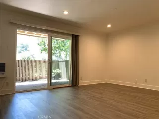 Photo #2: WS23126741 Listing