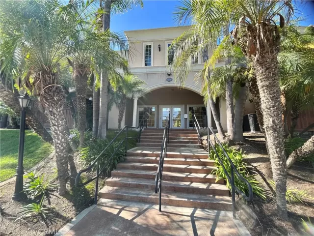 MLS: WS23201810 Condo For Sale