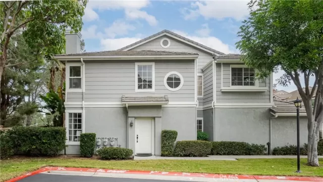 MLS: WS23219135 Condo For Sale