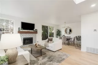 Photo #5: WS23219135 Listing