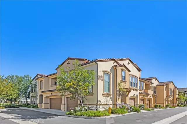 MLS: WS24130364 Condo For Sale