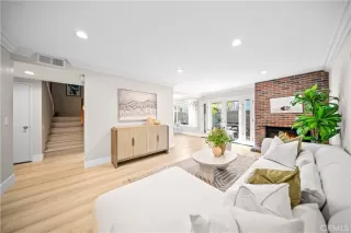 Photo #5: WS25022837 Listing