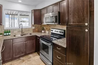 Photo #3: WS25190072 Listing