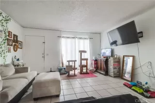 Photo #6: WS25206762 Listing 