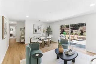 Photo #2: WS25219751 Listing 