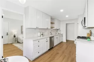 Photo #6: WS25219751 Listing 