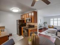 Browse active condo listings in LA QUINTA GARDENS