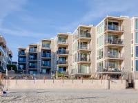 Browse active condo listings in MISSION BAY PARKER PLACE