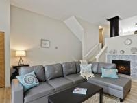 More Details about MLS # 230002979 : 3422 VIA ALICANTE