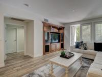 More Details about MLS # 250024170 : 5410 LA JOLLA BLVD A106