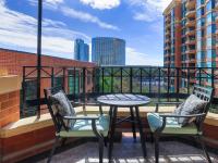 More Details about MLS # 250027997 : 500 W HARBOR DR. UNIT 624