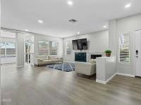 More Details about MLS # P1-21168 : 621 SUMNER WAY UNIT 2