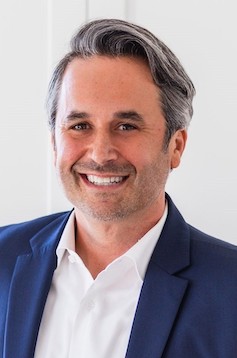Real Estate Agent Greg Cummings